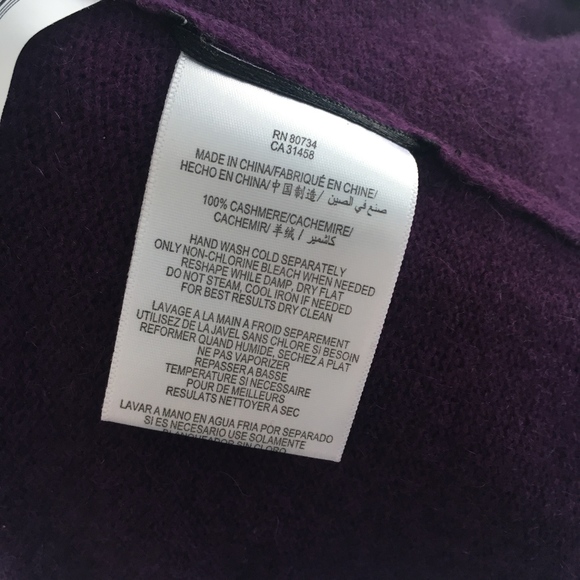 BCBC MaxAzria Zipper Sweater - 100% Cashmere - Picture 8 of 8